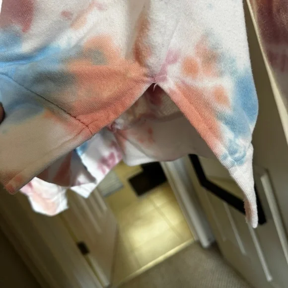 Women’s Small Oversized Colorful Tie-Dye Hoodie - Picture 5 of 5